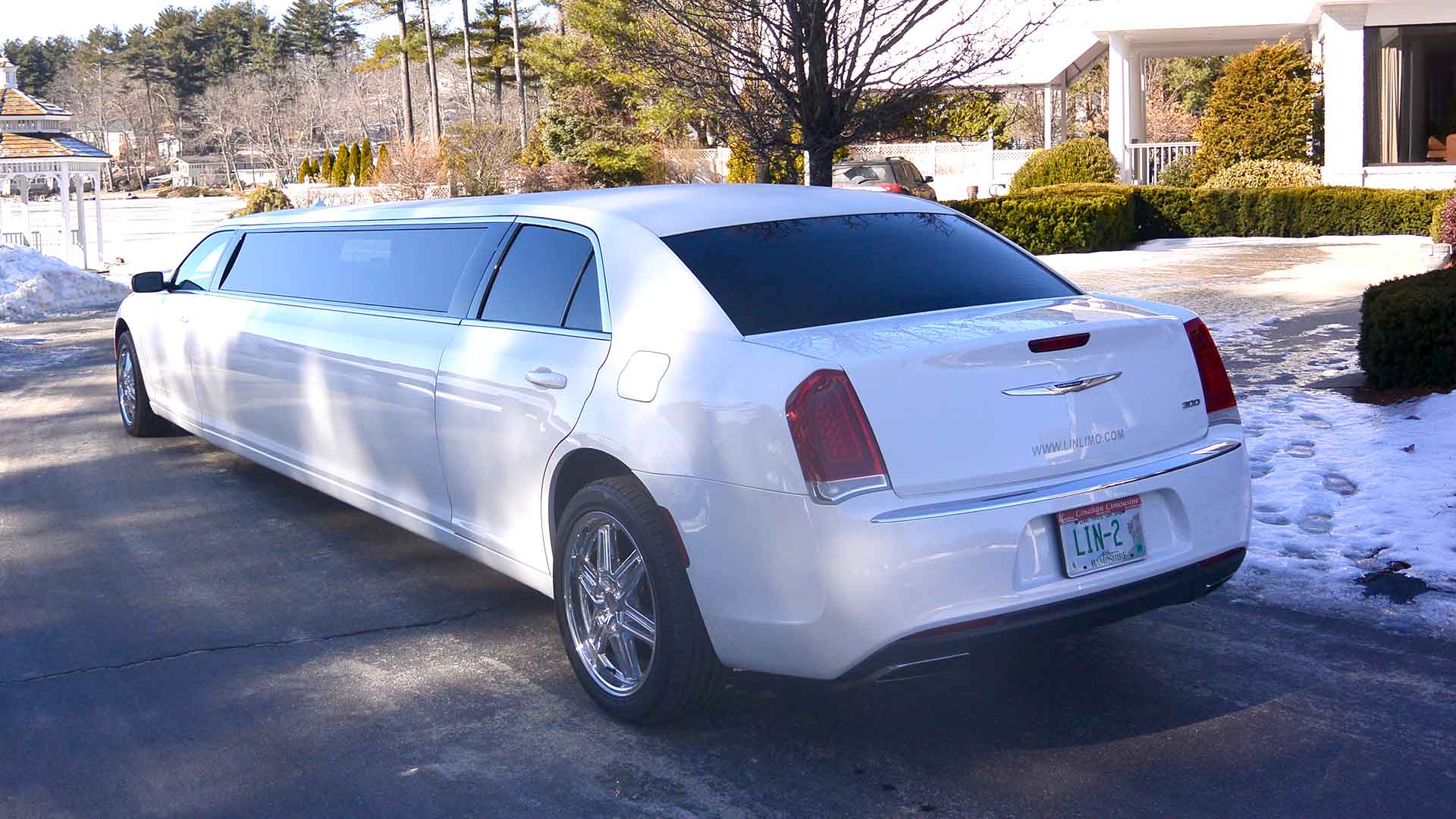 Chrysler limo profile